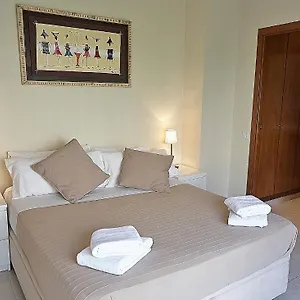 https://alguera-apartments-sant-andreu.catalonia-hotels.com